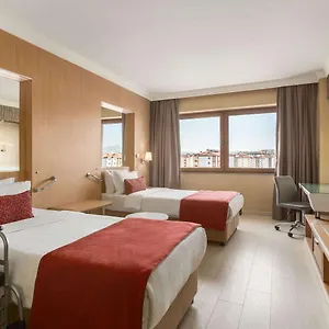 Ramada Otel